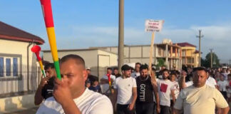 Proteste în Râmnicelu (Buzău), cu acuzații de fraudă în favoarea candidatului PSD